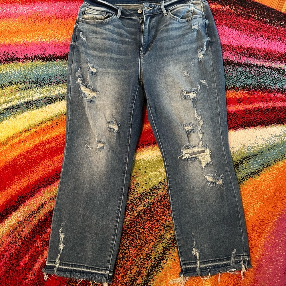 Judy Blue straight fit distressed jeans size 14W EUC